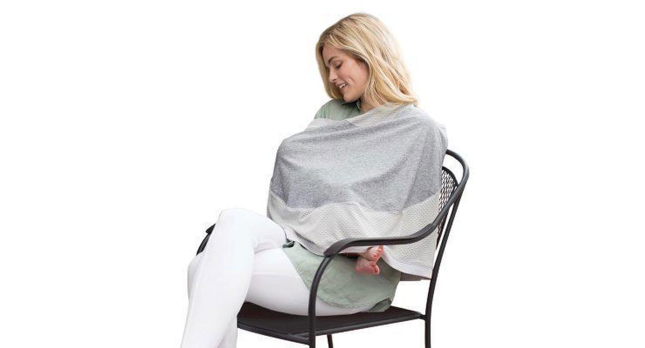Cover multiuso Boppy 4&More grigia unisex in tessuto morbido e traspirante, ideale per seggiolini auto e passeggini. | Chicco