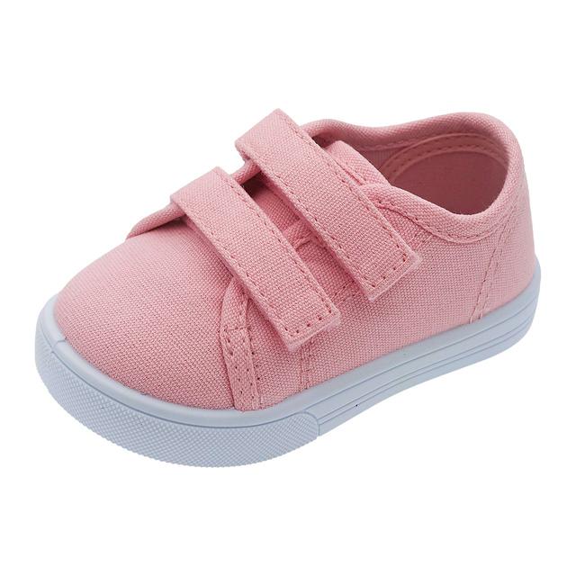 Sneakers primi passi rosa Chicco Goya per bambina, con doppio strappo regolabile e suola flessibile per un corretto sviluppo del piede. | Chicco