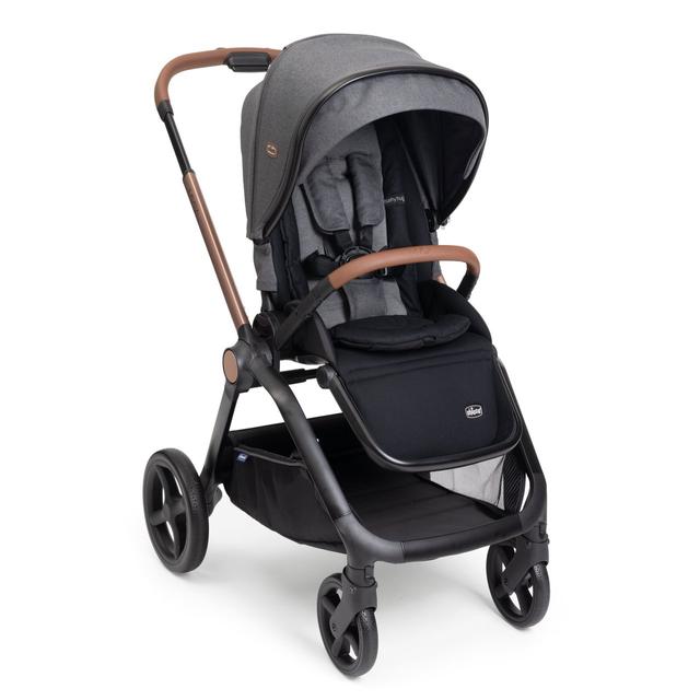 Passeggino Mysa nero Chicco unisex, ideale per tutte le stagioni, con schienale reclinabile e poggiagambe adattabile per il massimo comfort del bambino. | Chicco