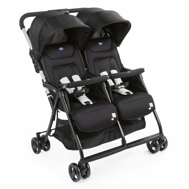Passeggino gemellare Chicco Ohlalà Twin nero ultraleggero e compatto, con sedute indipendenti e capotte estensibile. | Chicco