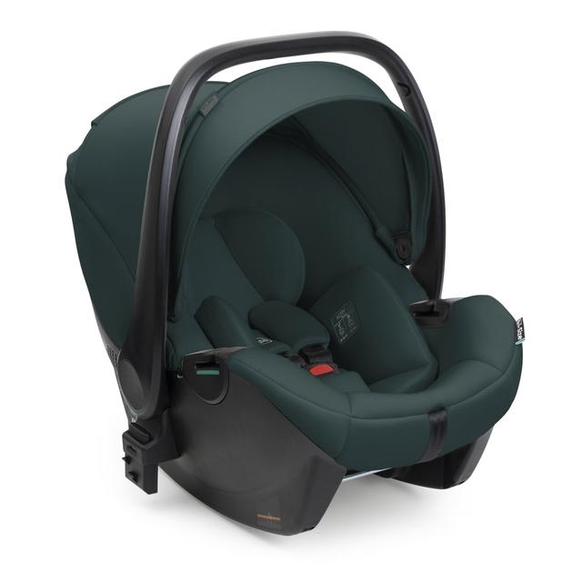 Seggiolino auto neonato Chicco Kory Plus i-Size grigio, con sistema di rotazione Easy-Boarding e parasole UV50+. | Chicco
