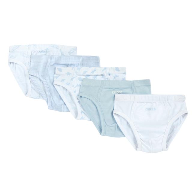 Set di cinque slip per bambino Chicco in cotone 100% azzurro, con stampe fantasiose e tinta unita, certificati Oeko-Tex. | Chicco