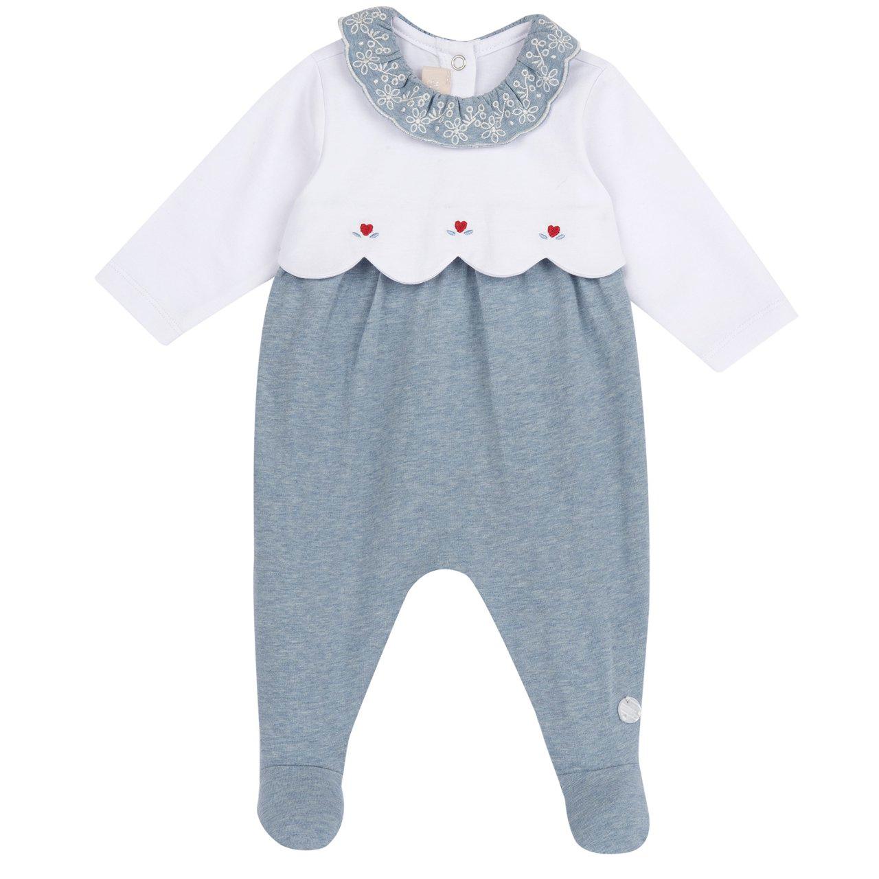 Tutina azzurra Chicco per bambina in morbido jersey di cotone elasticizzato, con collo a corolla ricamato e stampa antiscivolo sui piedini. | Chicco