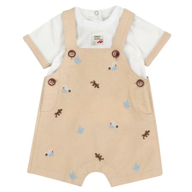 Completo Chicco per bambino con maglietta bianca a manica corta e salopette beige effetto lino con ricami, ideale per primavera/estate. | Chicco