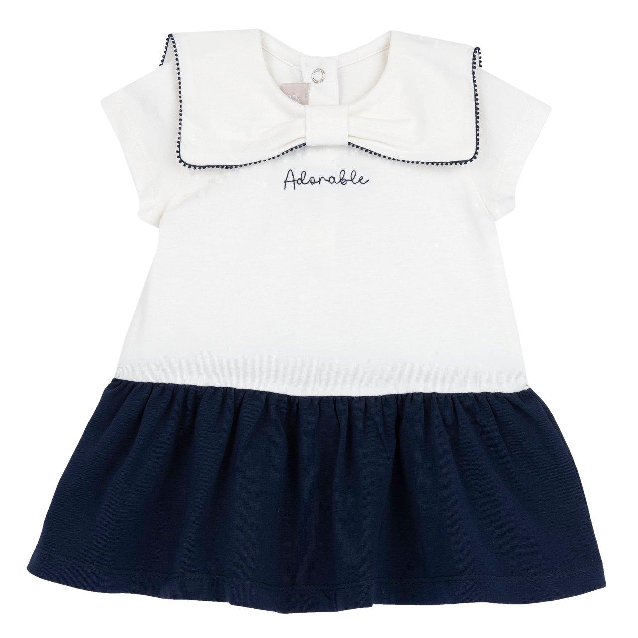 Vestito manica corta Chicco per bambina con collo marinaretta in morbido jersey elasticizzato bianco, ricamo e nastro decorativo. | Chicco
