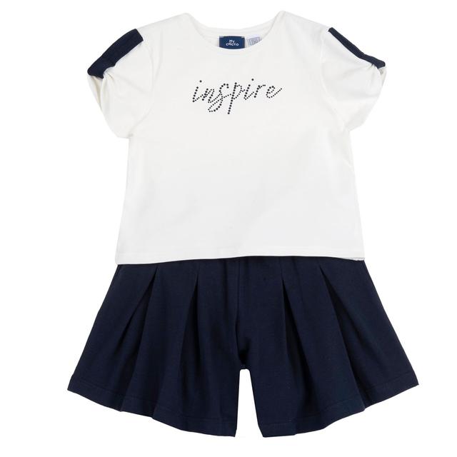 Completo Chicco per bambina con maglietta a manica corta bianca con grafica strass e pantaloni corti coordinati, ideale per primavera/estate. | Chicco