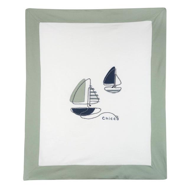 Coperta per carrozzina Chicco in jersey di cotone elasticizzato bianco con grafica applicata e ricamata, ideale per primavera/estate. | Chicco