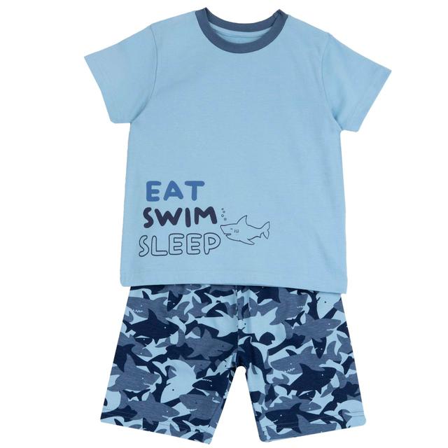 Pigiama corto azzurro in cotone sostenibile Chicco per bambino con maglietta a stampa squalo e pantaloni fantasia. | Chicco