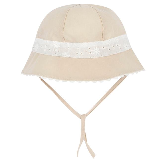 Cappello bianco per bambina Chicco in cotone viscosa con inserto e fiocco in Sangallo sul retro e serpentina decorativa. | Chicco