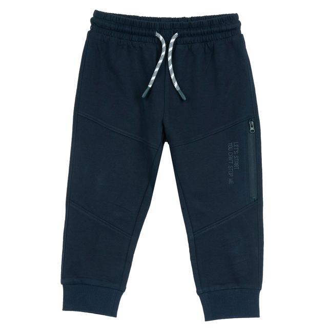 Pantaloni jogger lunghi rossi in cotone sostenibile Chicco per bambino, con vita elasticizzata, cordino, stampa a rilievo e tasca con zip sulla gamba. | Chicco