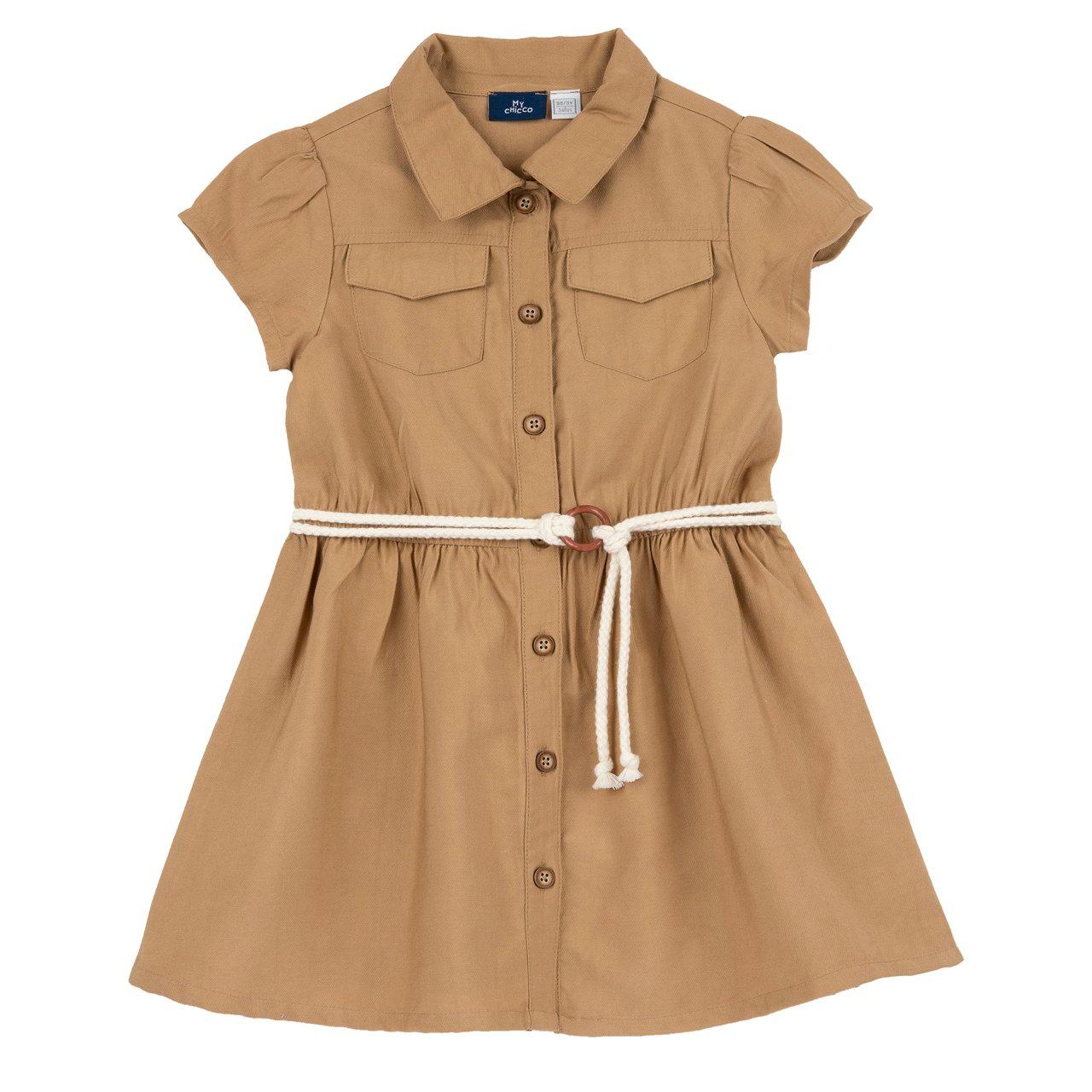 Vestito bianco Chicco a manica corta in twill per bambina, con cinturina in corda regolabile e bottoni effetto legno. | Chicco