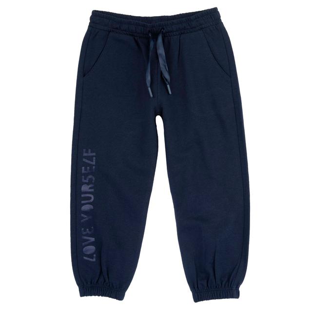 Pantaloni jogger lunghi viola per bambina Chicco in morbida felpa di cotone sostenibile, con vita elasticizzata, cordino in satin e stampa effetto lucido. | Chicco