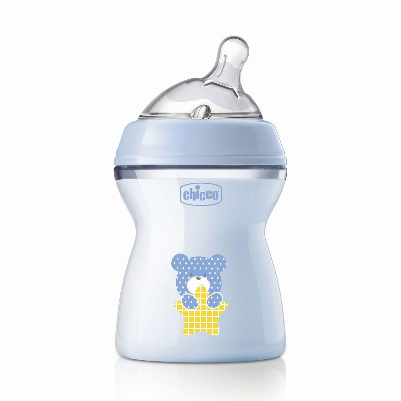 Biberon Naturalfeeling Flusso Medio (250 Ml) | Chicco Biberon Chicco Naturalfeeling grigio da 250 ml con tettarella inclinata per flusso medio, ideale per allattamento misto e neonati. | Chicco