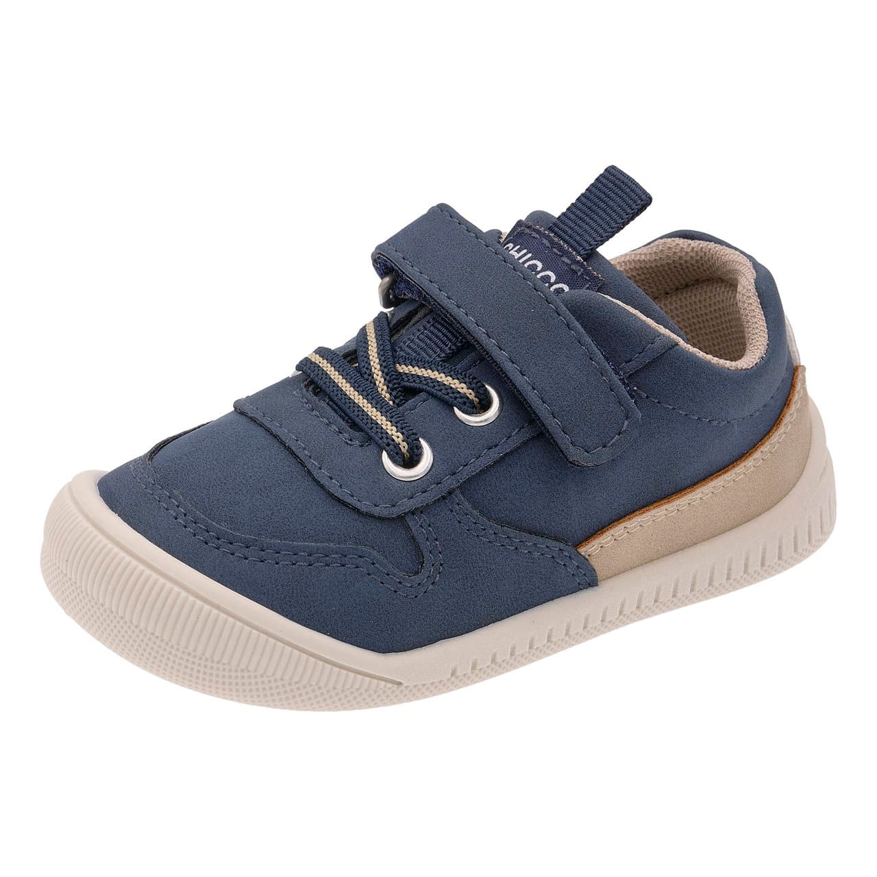 Sneakers Caliban | Chicco Sneakers barefoot Chicco Caliban rosa per bambina, con punta e suola ampia per libertà di movimento, chiusura a strappo e lacci elastici. | Chicco