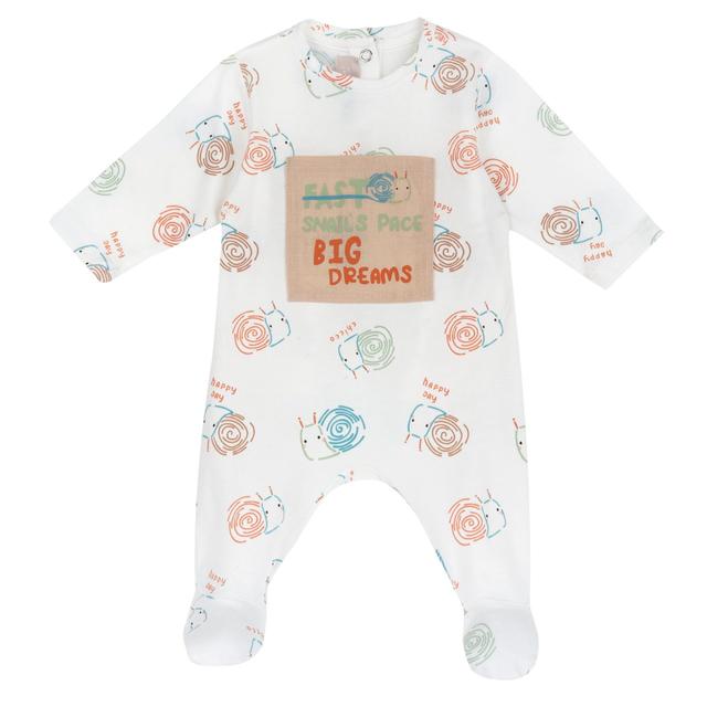 Tutina Girocollo Aperta Dietro | Chicco Tutina girocollo unisex Chicco beige in cotone elasticizzato sostenibile con stampa lumachine e tascone, apertura posteriore con bottoni automatici. | Chicco