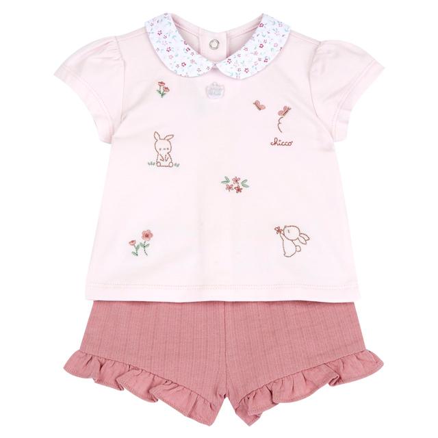 Completo Maglietta Manica Corta E Pantaloni Corti | Chicco Completo Chicco rosa in cotone elasticizzato per bambina, maglietta manica corta e pantaloni corti con stampa floreale e ricami. | Chicco
