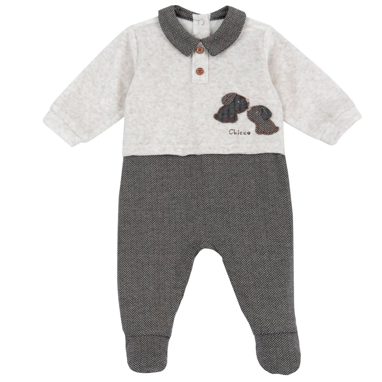 Tutina Aperta Dietro | Chicco Tutina Chicco marrone in ciniglia per neonato, aperta dietro con colletto fantasia spigato, grafica applicata e ricamata, piedini antiscivolo da 12 mesi, certificata Oeko-Tex. | Chicco