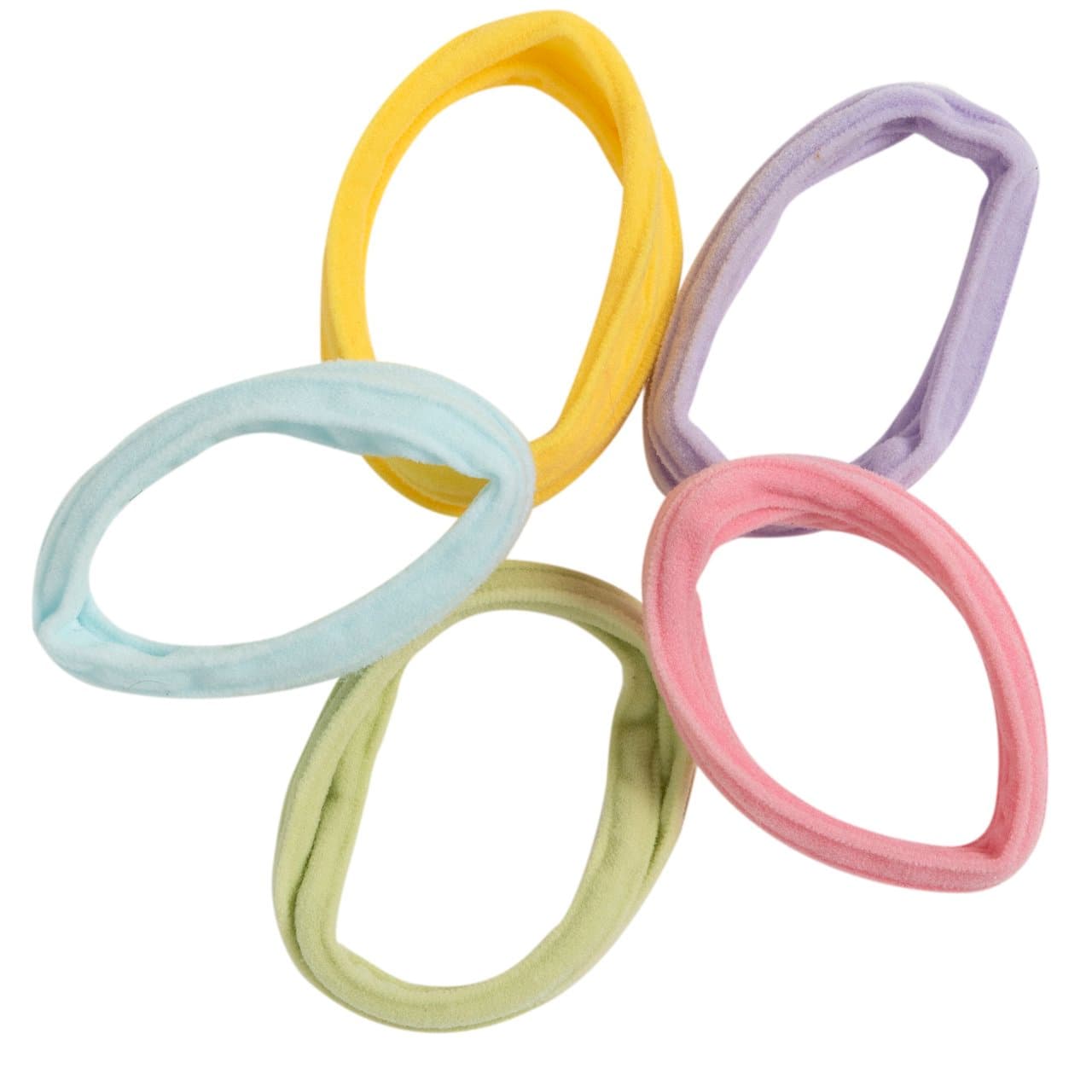 Confezione Di Cinque Elastici Per Capelli | Chicco Confezione di cinque elastici per capelli Chicco da bambina in morbido tessuto viola, ideali per l'autunno/inverno e per tutti i tipi di chioma. | Chicco