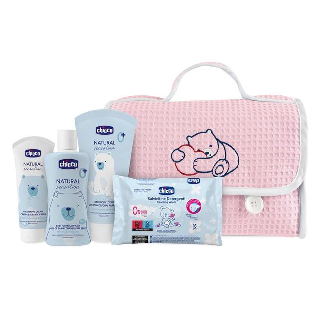Natural Sensation Baby Cosmetic Set | Chicco Beauty case Chicco Natural Sensation azzurro e rosa, con interno impermeabile, include tre prodotti e salviette pocket, ideale per neonati. | Chicco
